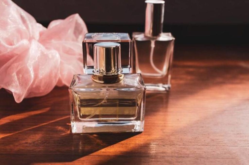 الفرق بين العطور الصيفية والشتوية
